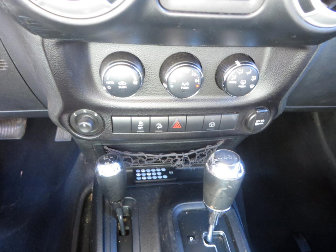 Jeep Wrangler Unlimited  2013
