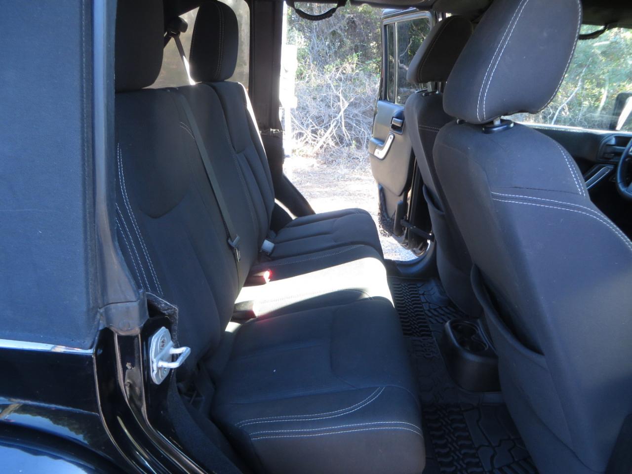 Jeep Wrangler Unlimited  2013