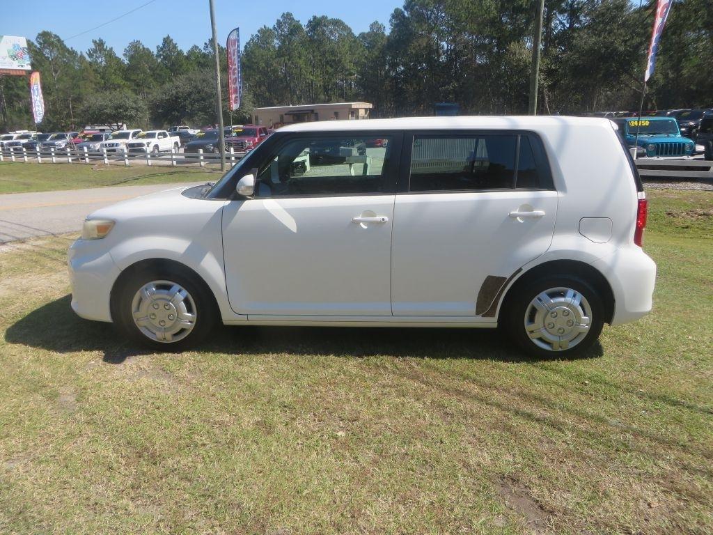 Scion xB  2014