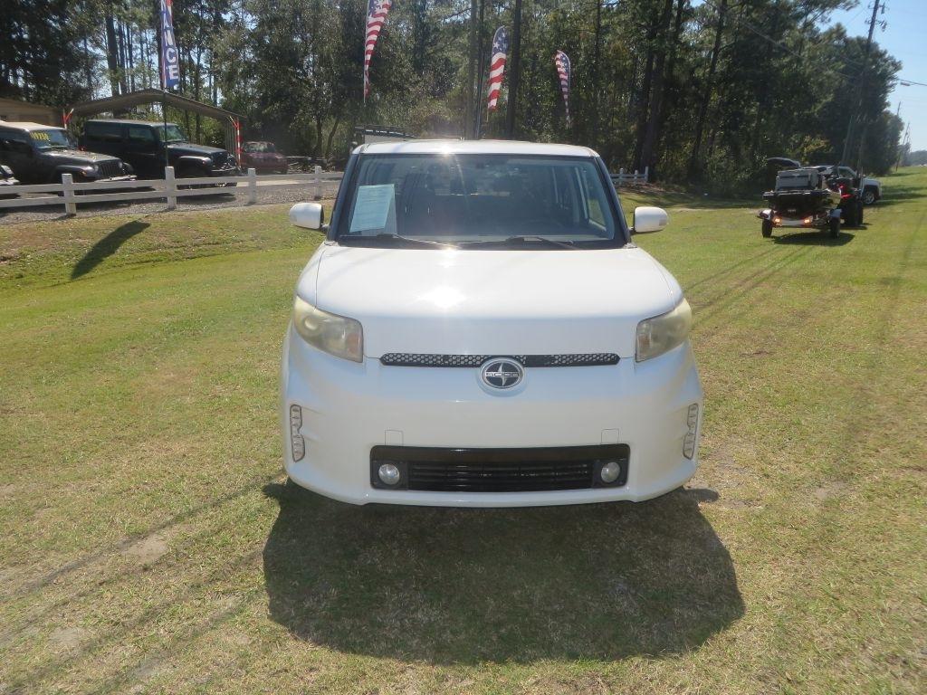Scion xB  2014