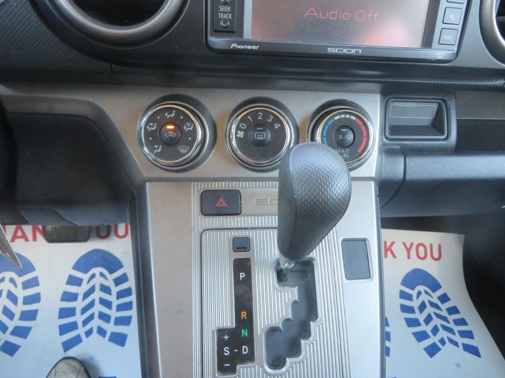 Scion xB  2014