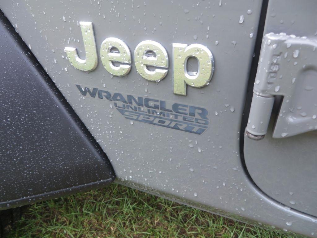 Jeep Wrangler Sport 2021