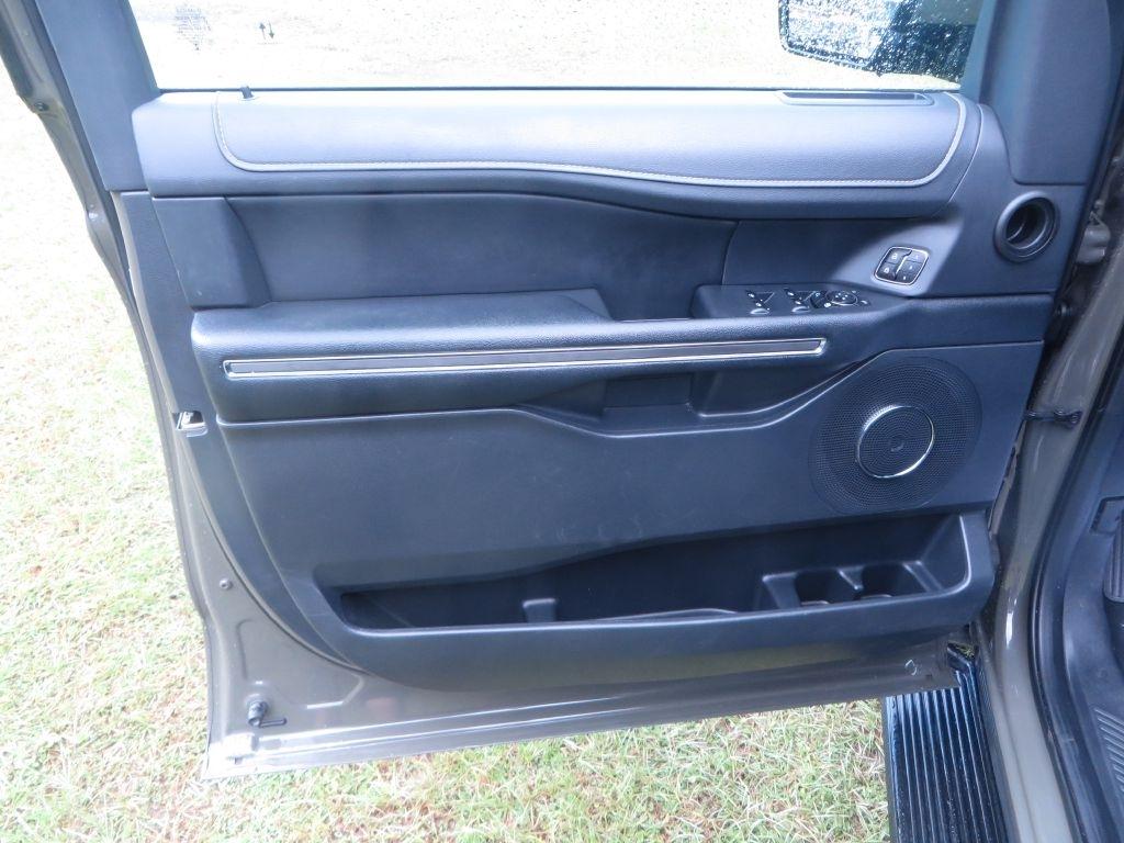 Ford Expedition Max  2024