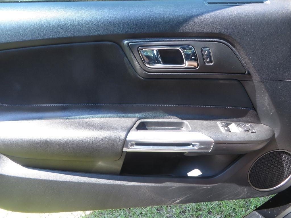 Ford Mustang  2015