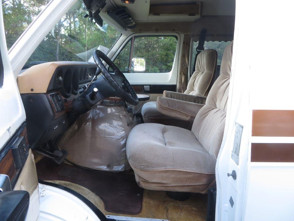 Dodge Ram Van B350 1989