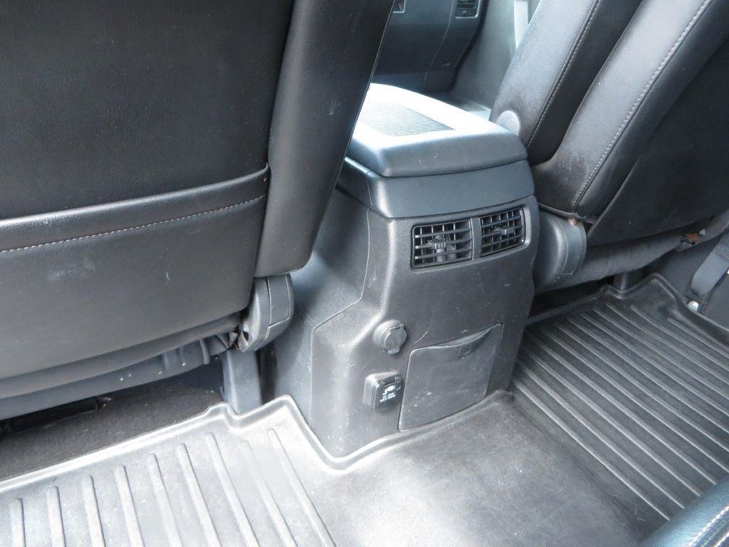 Nissan Titan PRO-4X 4WD 2015