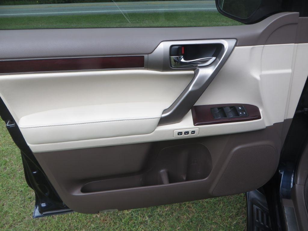 Lexus GX  2019