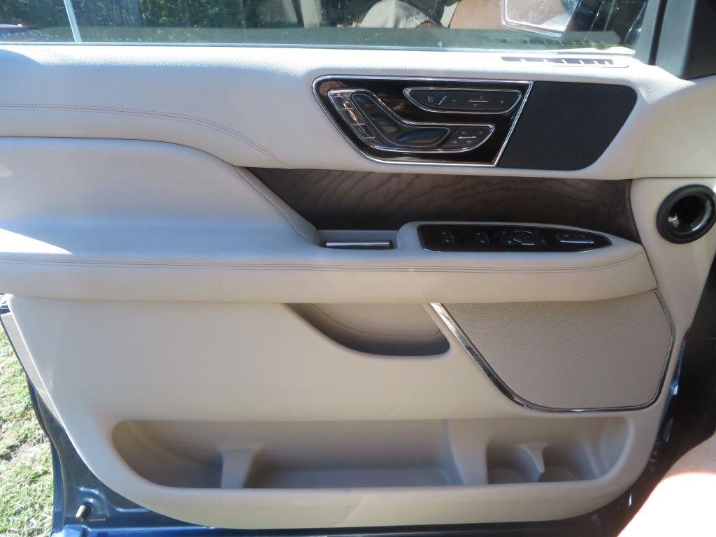 Lincoln Navigator  2019