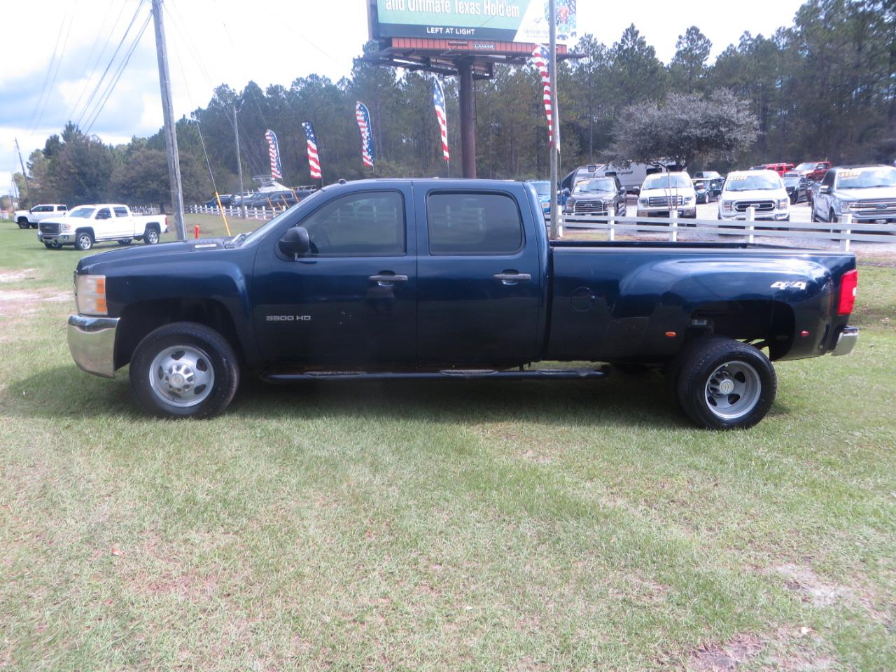 Chevrolet Silverado 3500HD 4WD Crew Cab 167" DRW Work Truck 2010