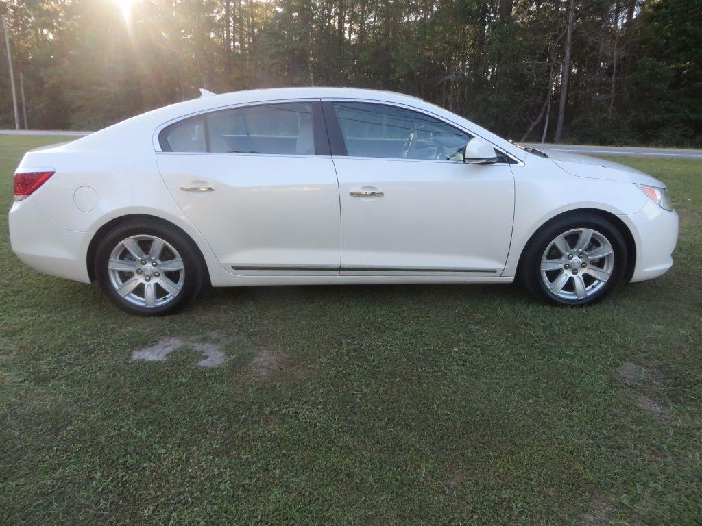 Buick LaCrosse  2010