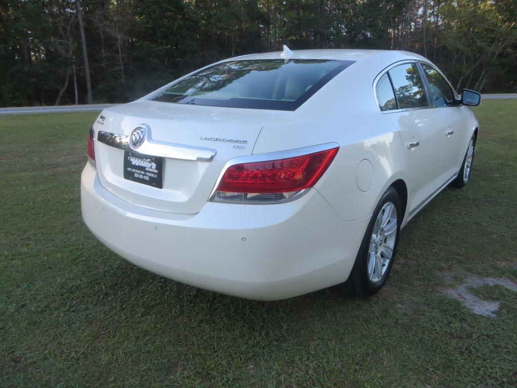 Buick LaCrosse  2010