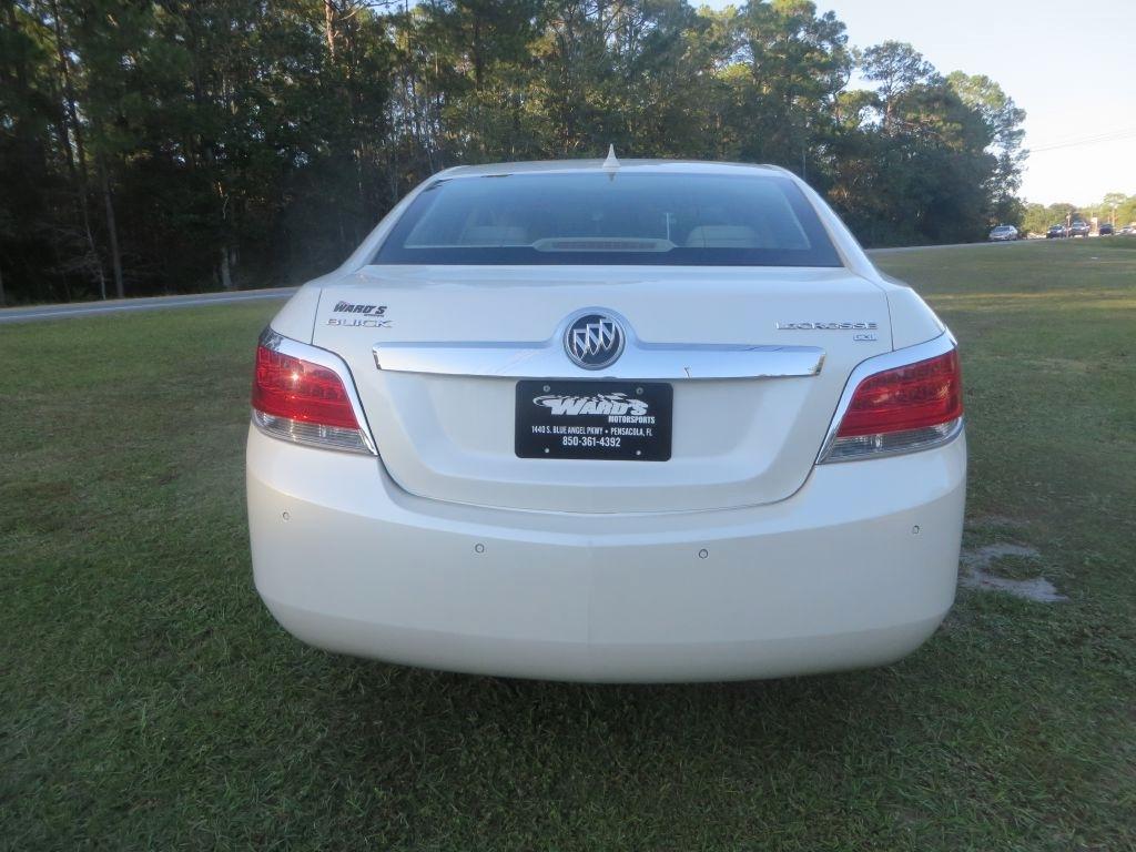 Buick LaCrosse  2010