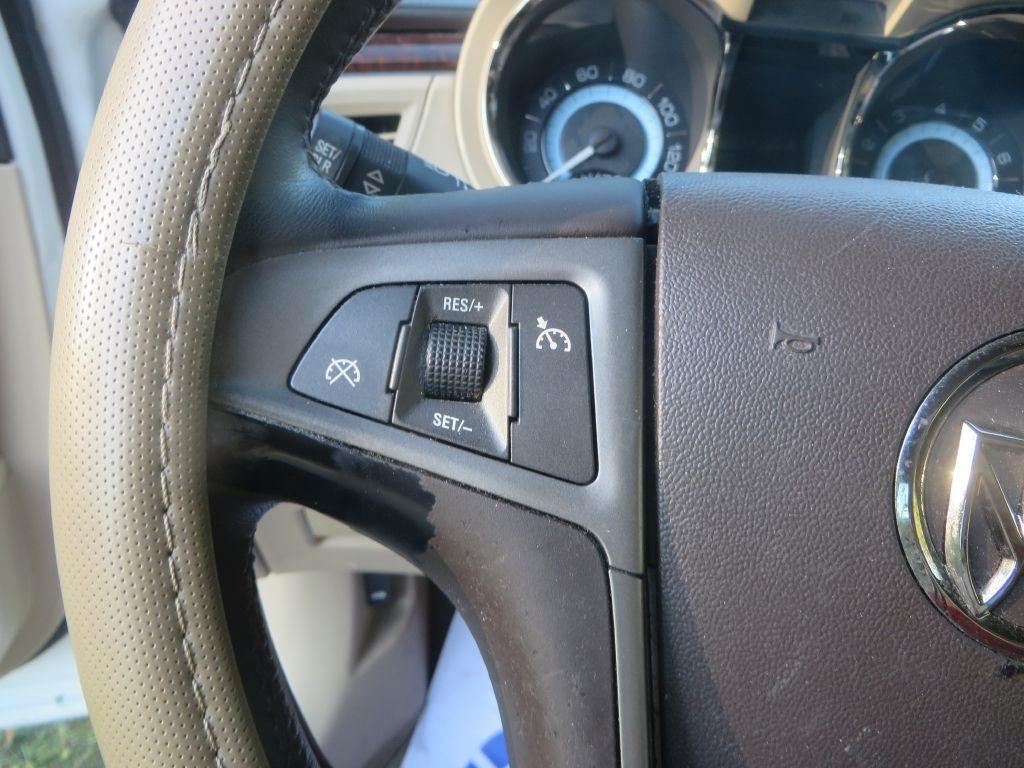 Buick LaCrosse  2010