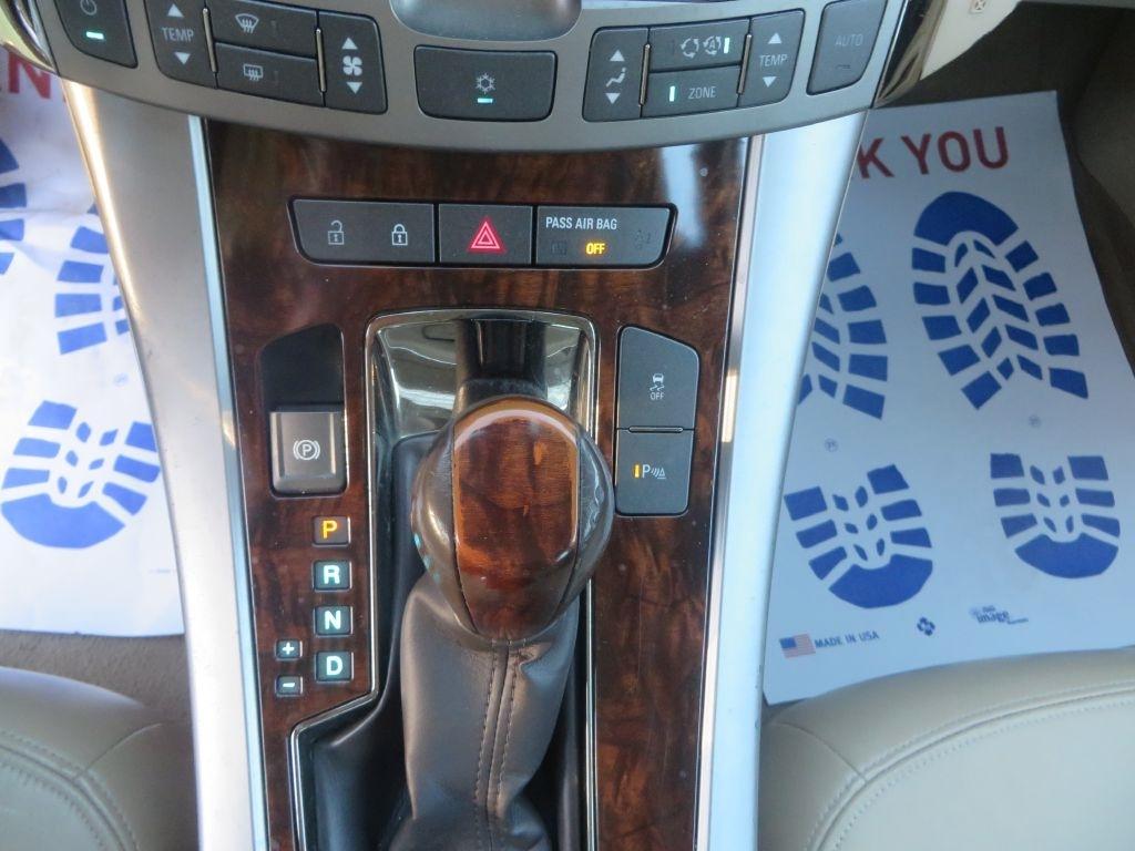 Buick LaCrosse  2010