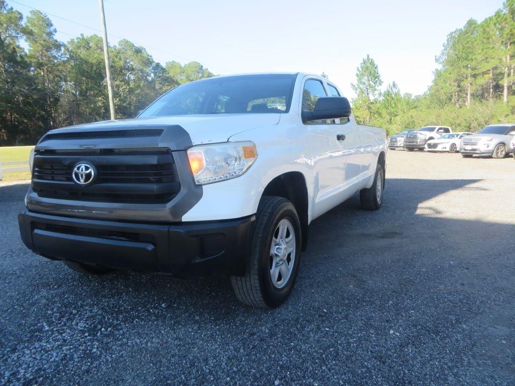 Toyota Tundra 2WD  2017