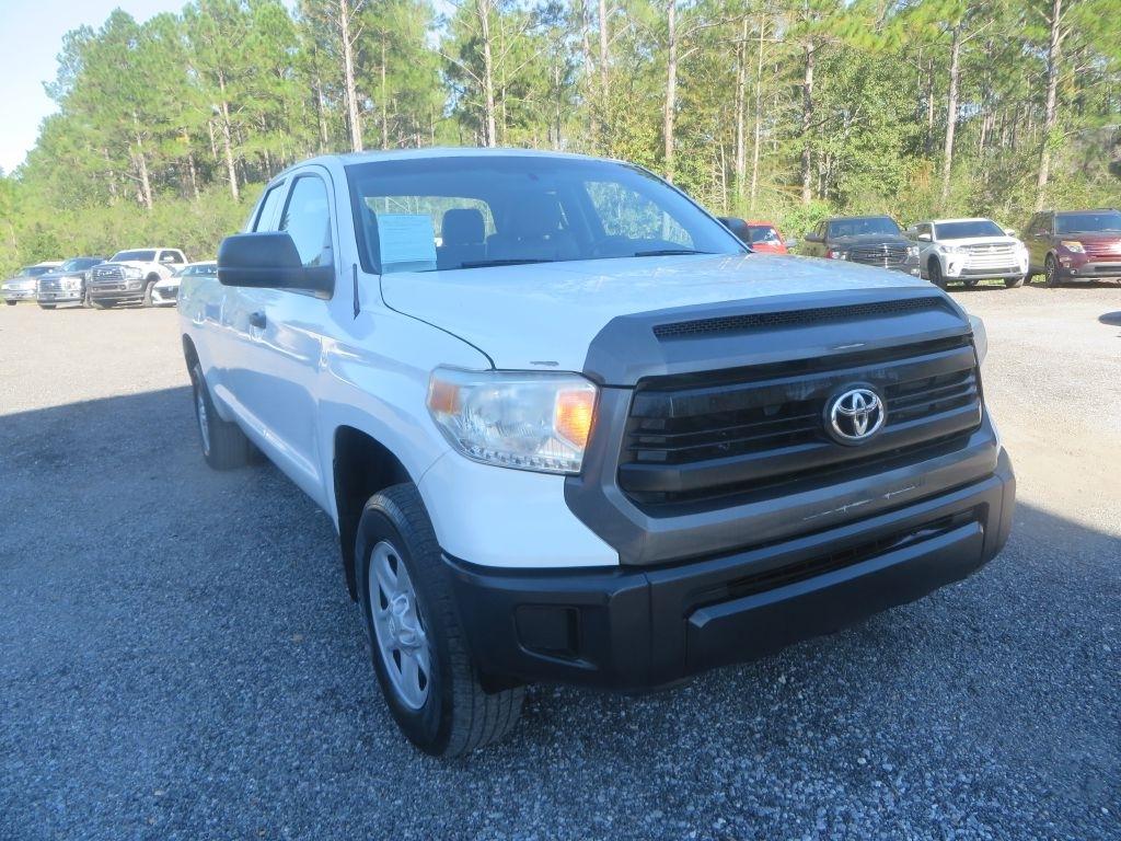 Toyota Tundra 2WD  2017