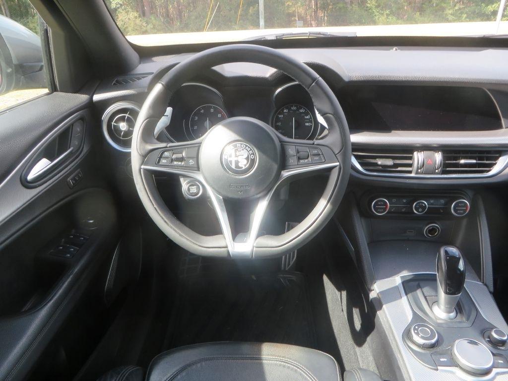 Alfa Romeo Stelvio  2018