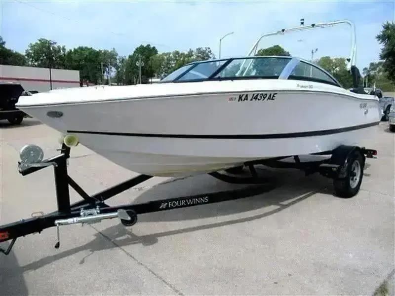 Four Winns 190 Horizon Base 2016