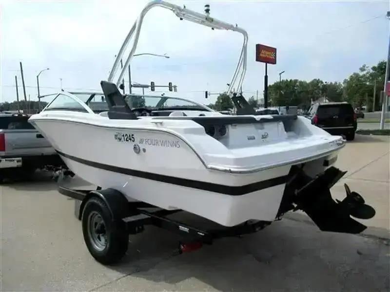 Four Winns 190 Horizon Base 2016