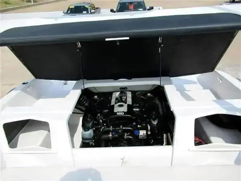 Four Winns 190 Horizon Base 2016