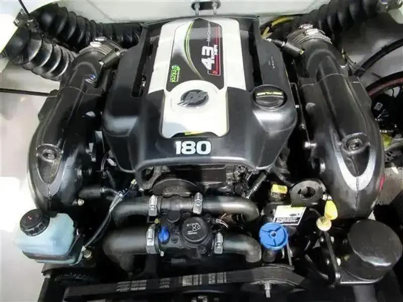 Four Winns 190 Horizon Base 2016