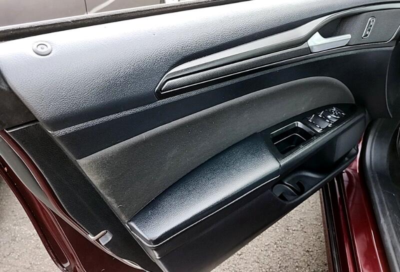 2018 Ford Fusion SE photo 6