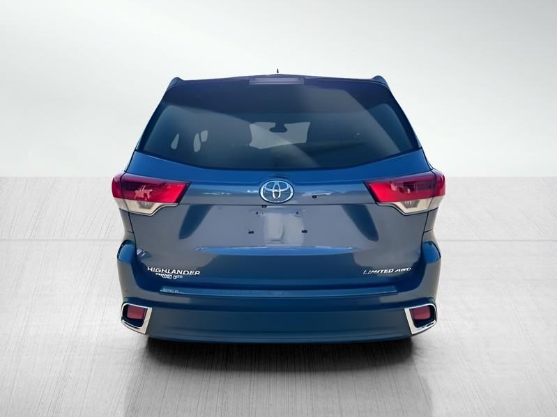 Toyota Highlander Limited AWD V6 2017