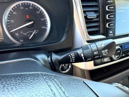 Toyota Highlander Limited AWD V6 2017