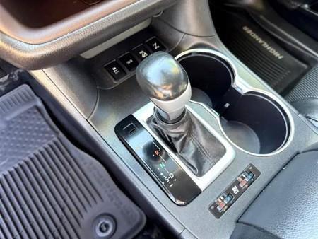 Toyota Highlander Limited AWD V6 2017