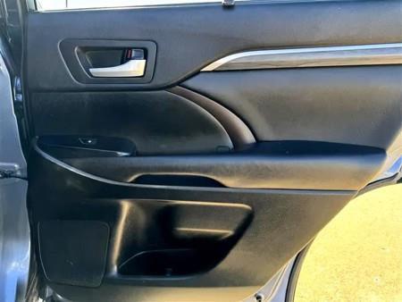 Toyota Highlander Limited AWD V6 2017