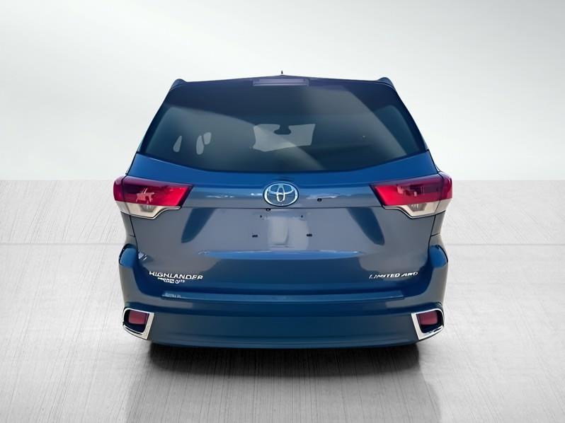 Toyota Highlander Limited AWD V6 2017