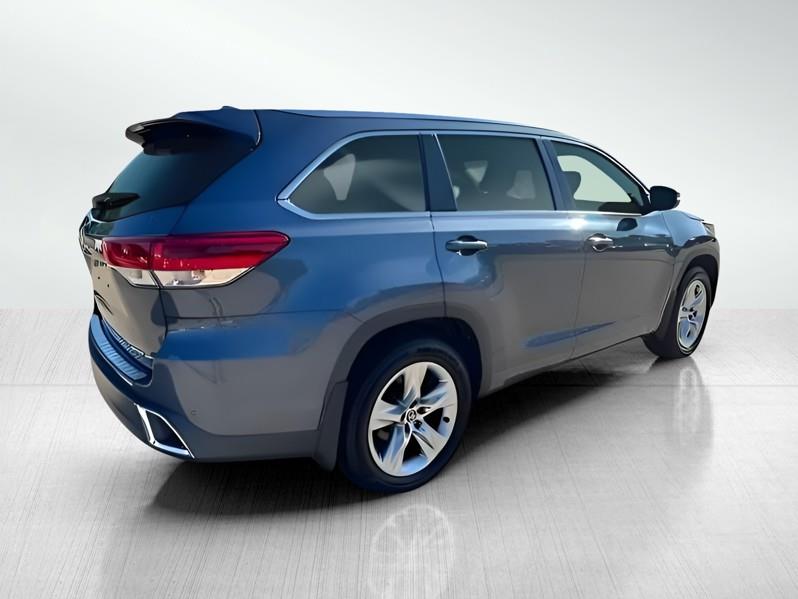 Toyota Highlander Limited AWD V6 2017