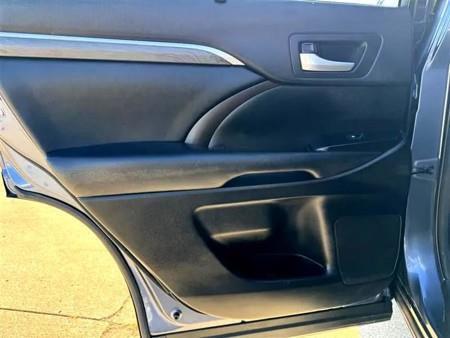 Toyota Highlander Limited AWD V6 2017