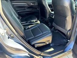 Toyota Highlander Limited AWD V6 2017