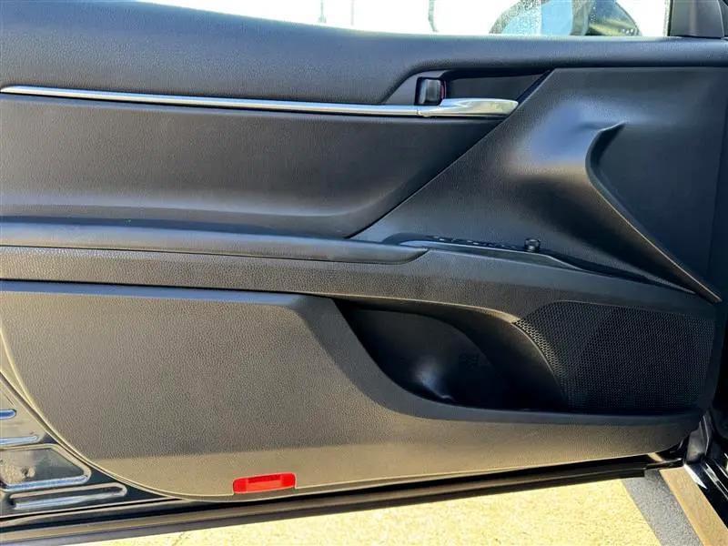 Toyota Camry LE 2020