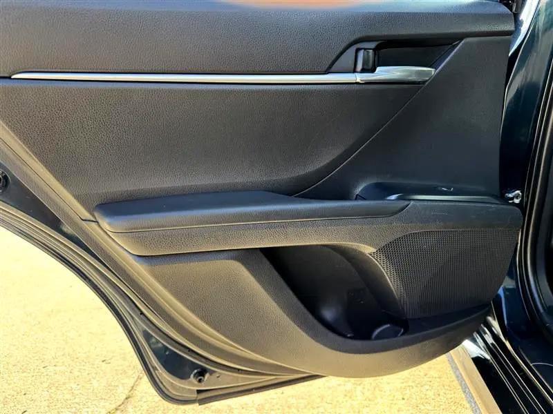 Toyota Camry LE 2020