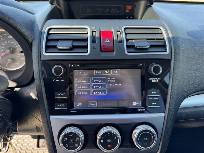 Subaru XV Crosstrek 2.0 Premium 2015 Subaru XV Crosstrek 2.0 Premium 2015