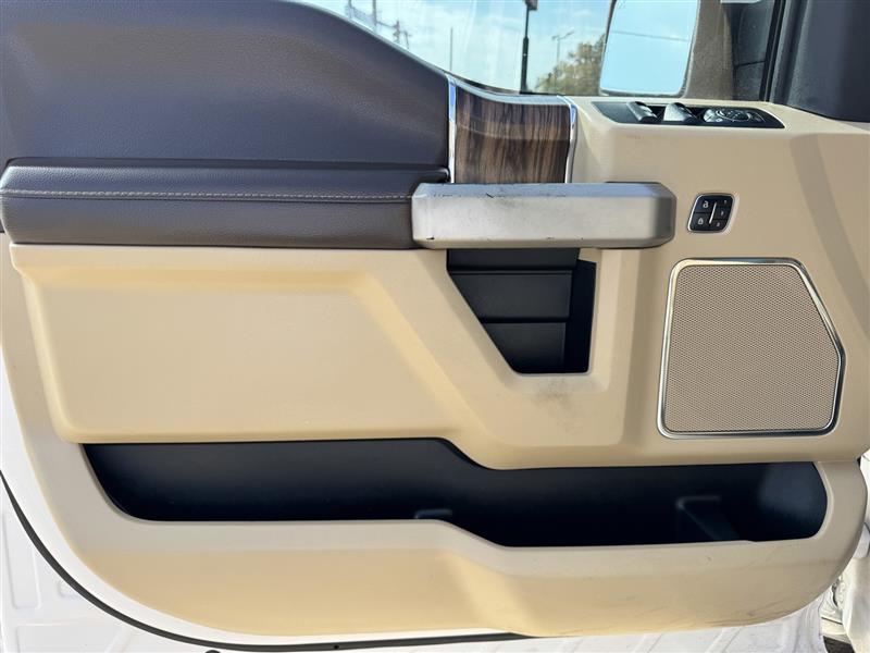 Ford F-150 Lariat SuperCrew 4WD 2019 Ford F-150 Lariat SuperCrew 4WD 2019