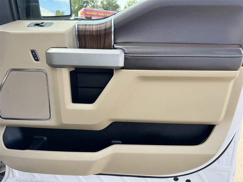 Ford F-150 Lariat SuperCrew 4WD 2019 Ford F-150 Lariat SuperCrew 4WD 2019