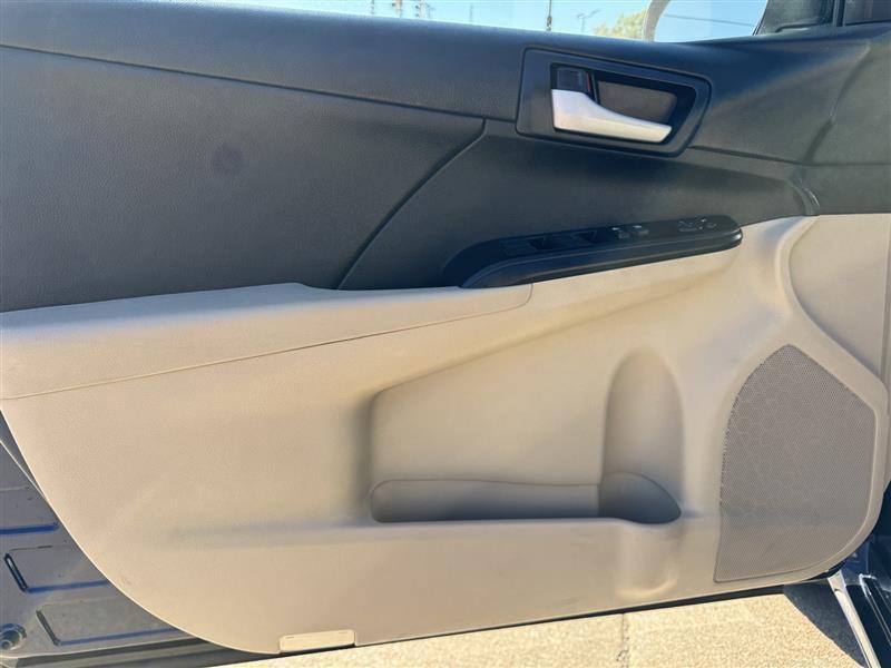 Toyota Camry LE 2014