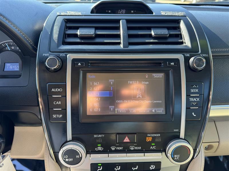 Toyota Camry LE 2014