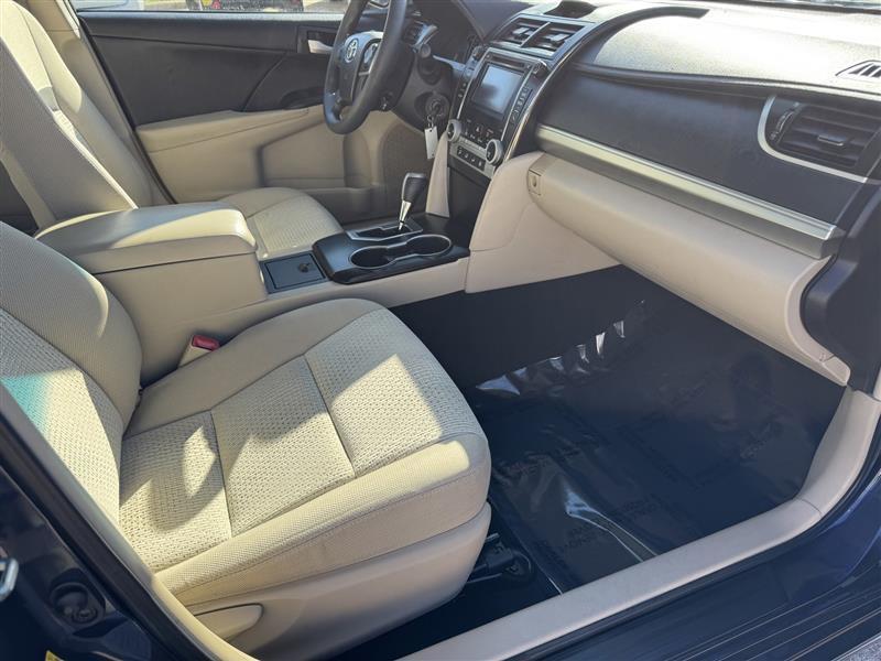 Toyota Camry LE 2014