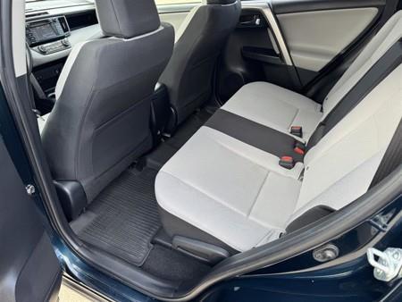 Toyota RAV4 XLE AWD 2017