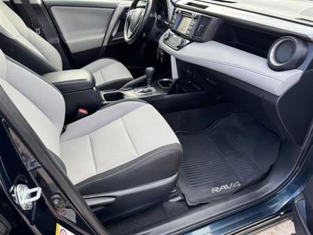 Toyota RAV4 XLE AWD 2017