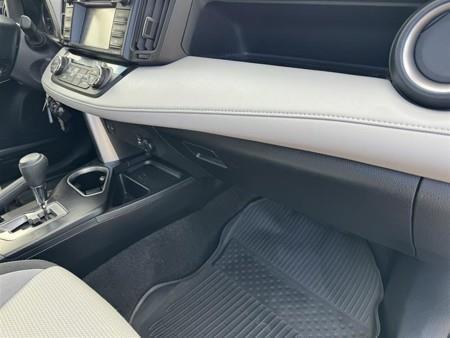 Toyota RAV4 XLE AWD 2017