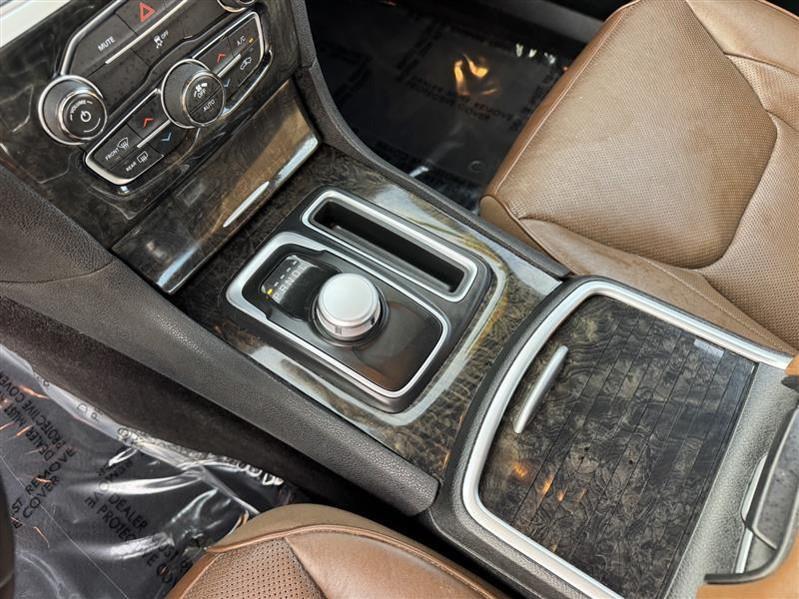 Chrysler 300 Limited RWD 2018