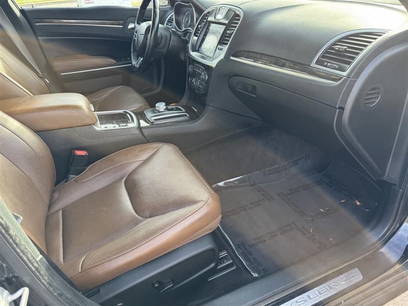 Chrysler 300 Limited RWD 2018