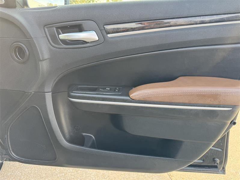 Chrysler 300 Limited RWD 2018