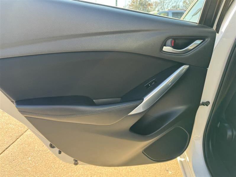 Mazda MAZDA6 i Sport 2015