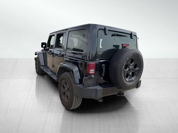 Jeep Wrangler Unlimited Sahara 4WD 2014 Jeep Wrangler Unlimited Sahara 4WD 2014